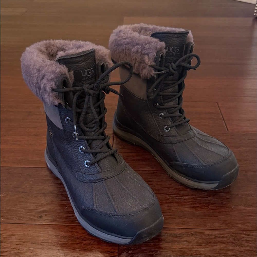 UGG Women's Black Lace-Up Winter Boots with Shearling Collar